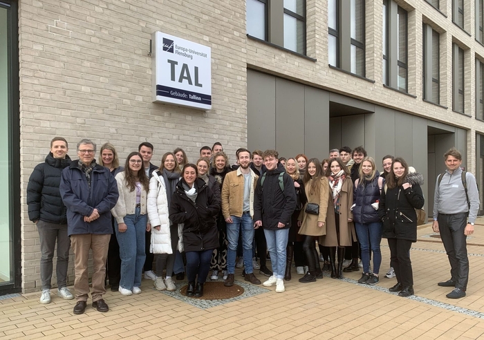 Wyjazd studentów do Flensburga, zdjęcie grupowe