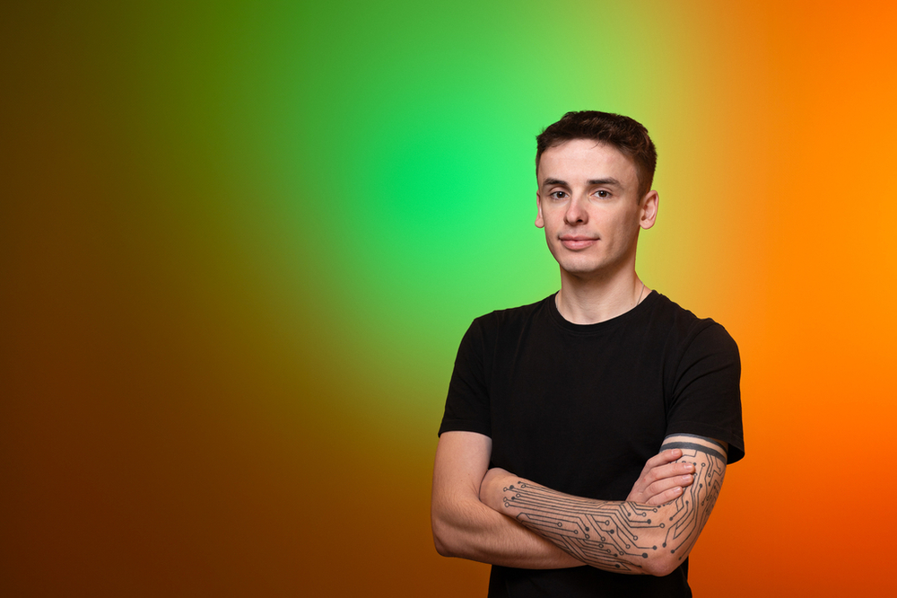 Jerzy Gałęziewski – UniLodz Ambassador – a young man dressed in black